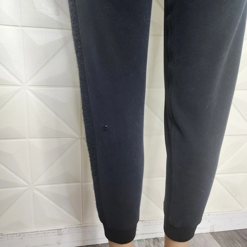 Lululemon Black Fleece Lined Jogger Pants Size 6 Cozy Lounge - Picture 6 of 8